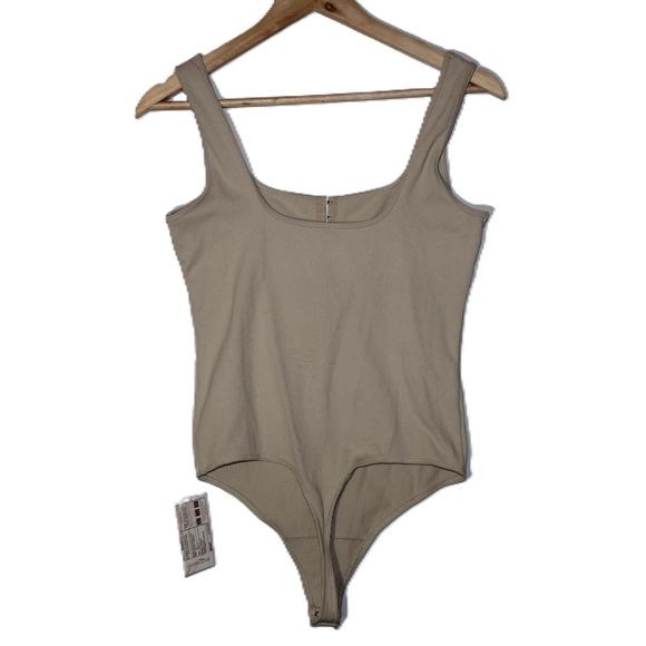 Womens Abercrombie & Fitch Soft AF Tan Nude Nylon Corset Bodysuit Top Size Large - Picture 2 of 6